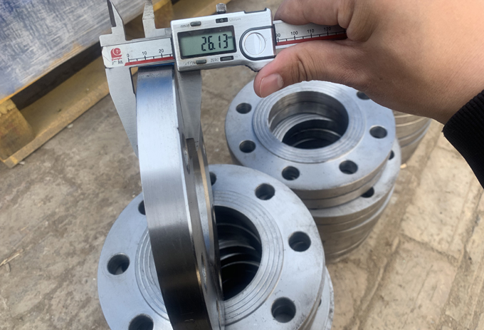 How do you measure the ID of a flange?