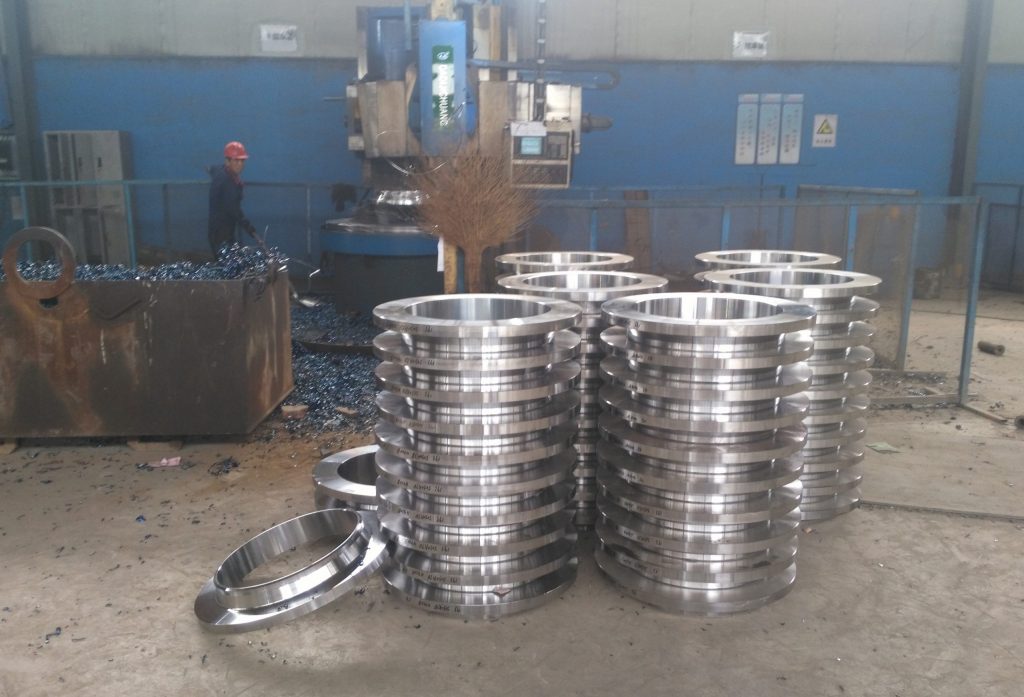 Semi-finished flanges